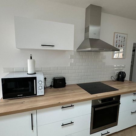 Appartement En Centre-Ville - Local Velos Disponible Mayenne Extérieur photo