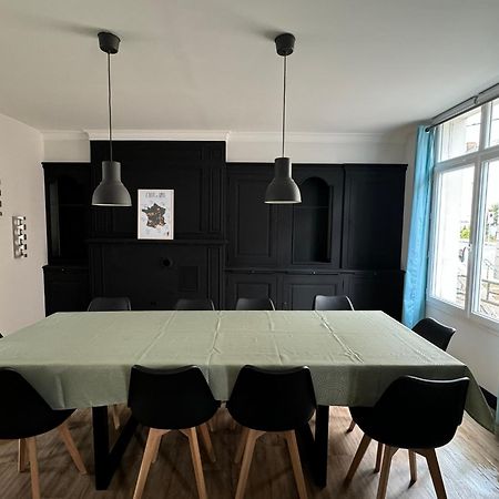 Appartement En Centre-Ville - Local Velos Disponible Mayenne Extérieur photo