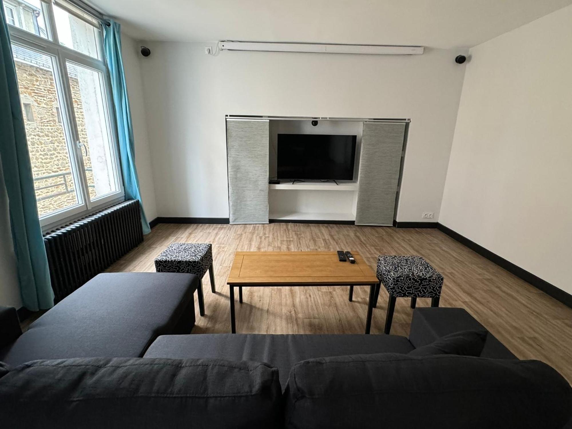 Appartement En Centre-Ville - Local Velos Disponible Mayenne Extérieur photo
