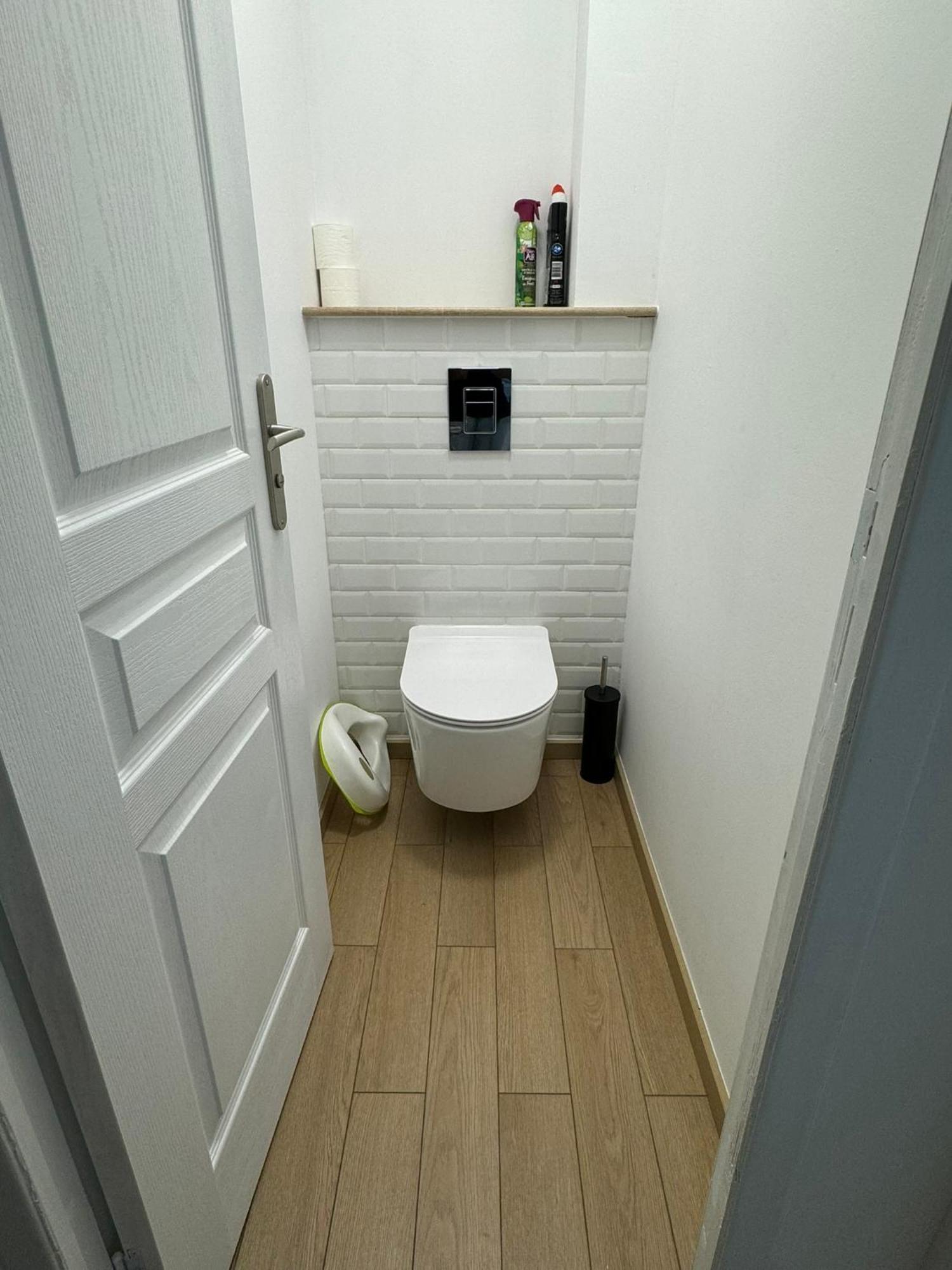 Appartement En Centre-Ville - Local Velos Disponible Mayenne Extérieur photo