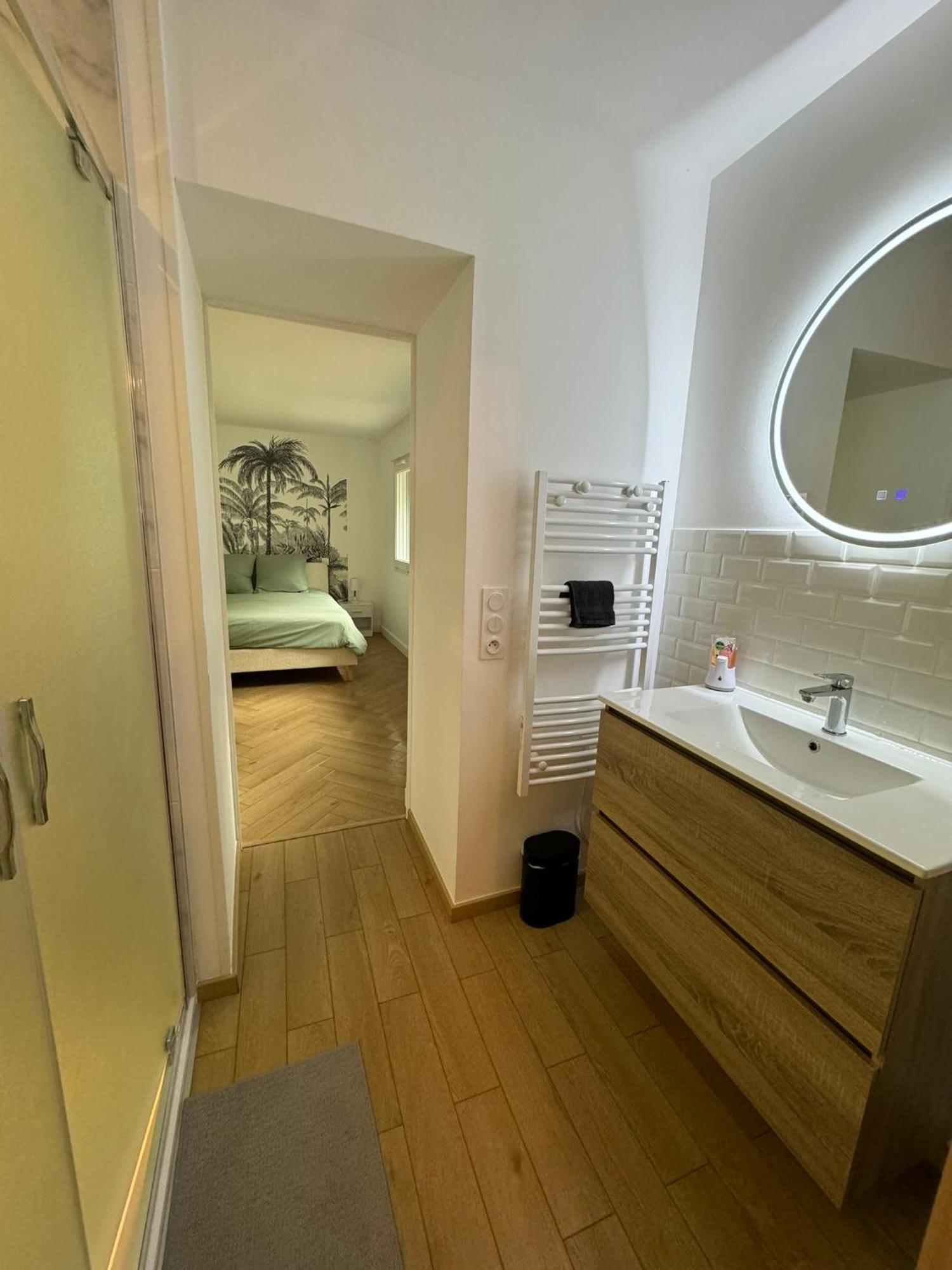 Appartement En Centre-Ville - Local Velos Disponible Mayenne Extérieur photo