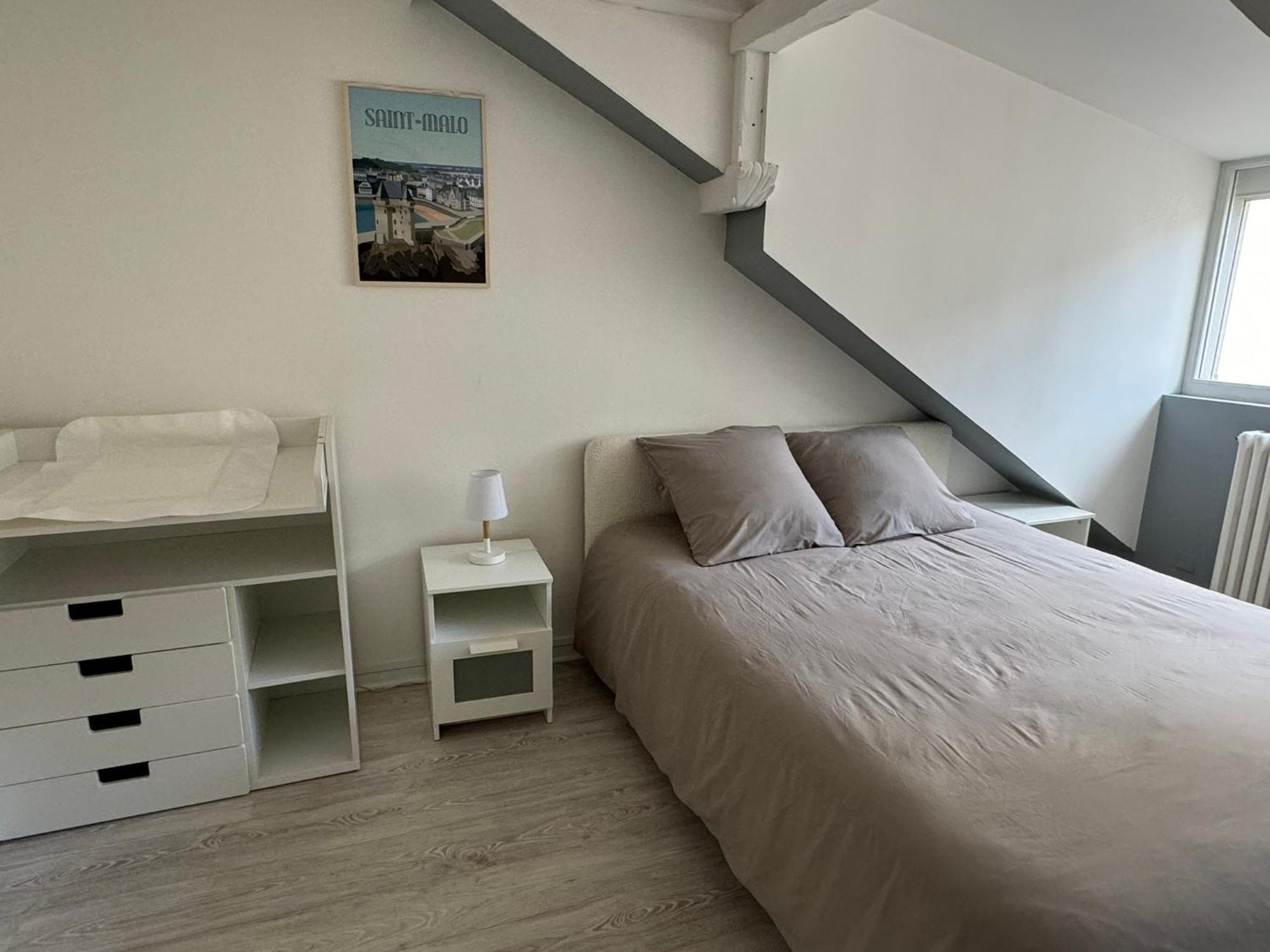 Appartement En Centre-Ville - Local Velos Disponible Mayenne Extérieur photo